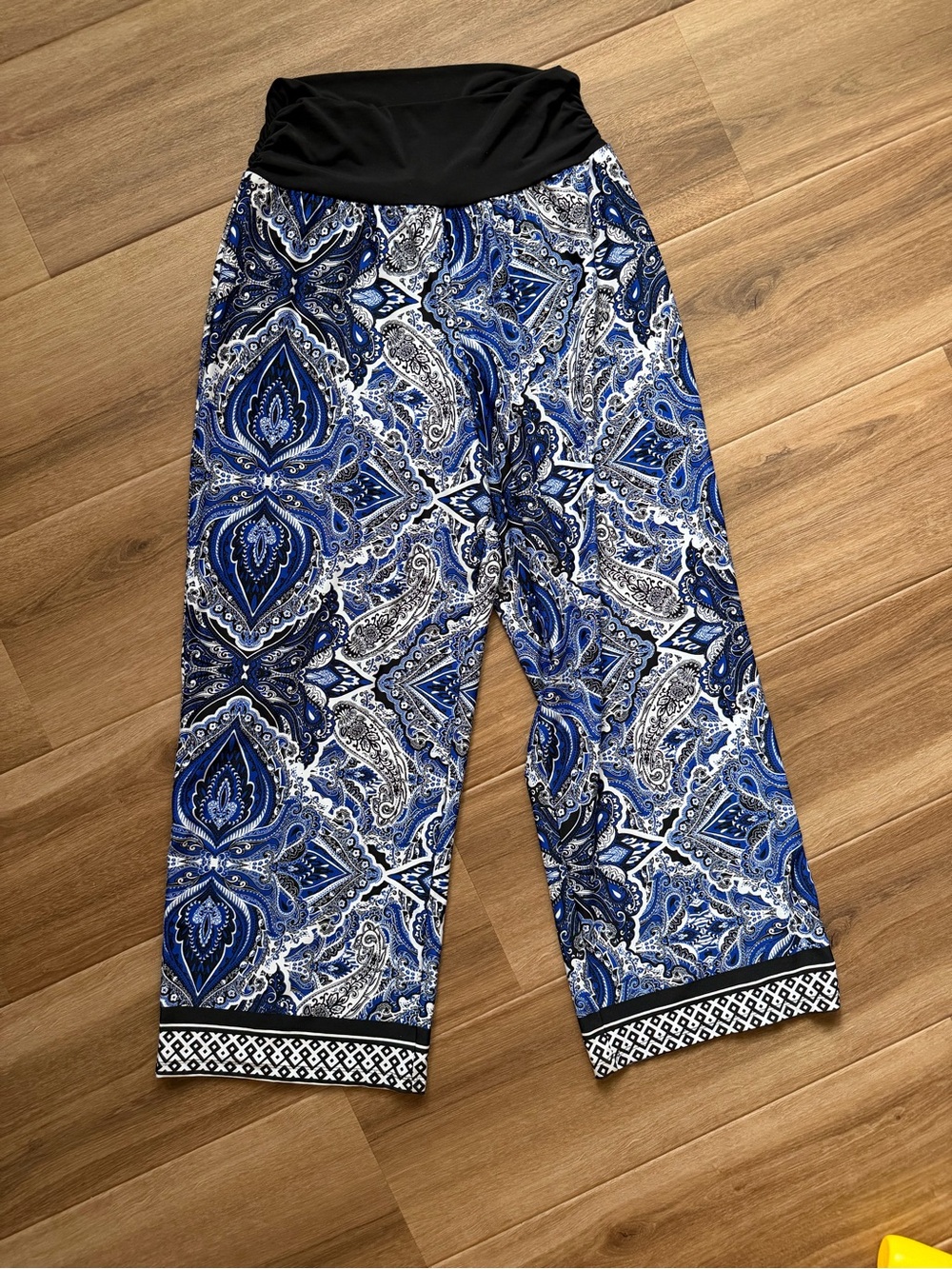 Apt. 9 Girls' Blue and Black Paisley Pull-On Sweatpants